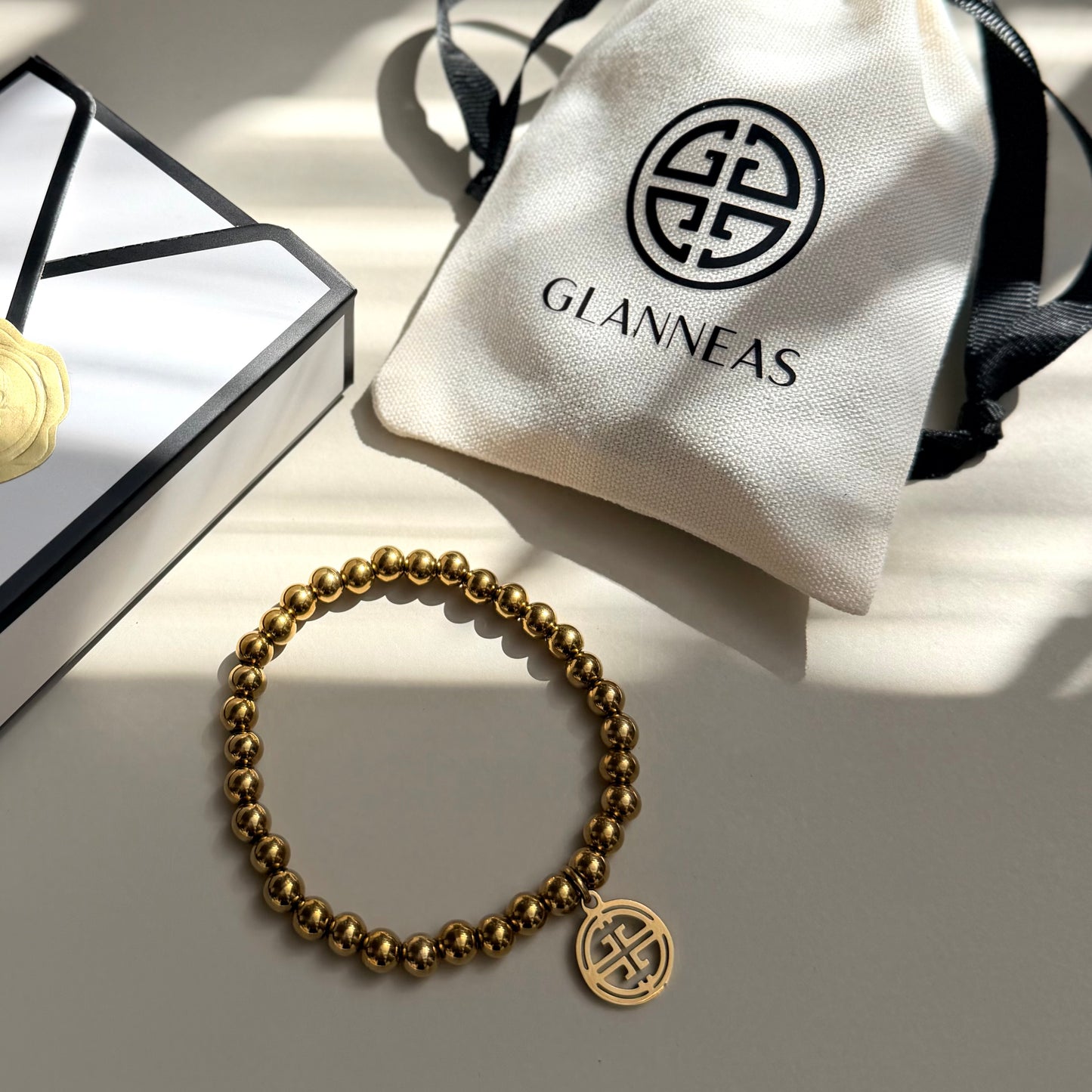 BASE · Gold